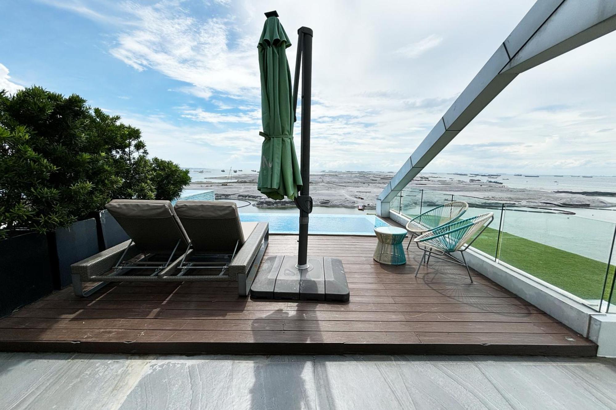 Lime Resort Manila Pasay Exteriér fotografie