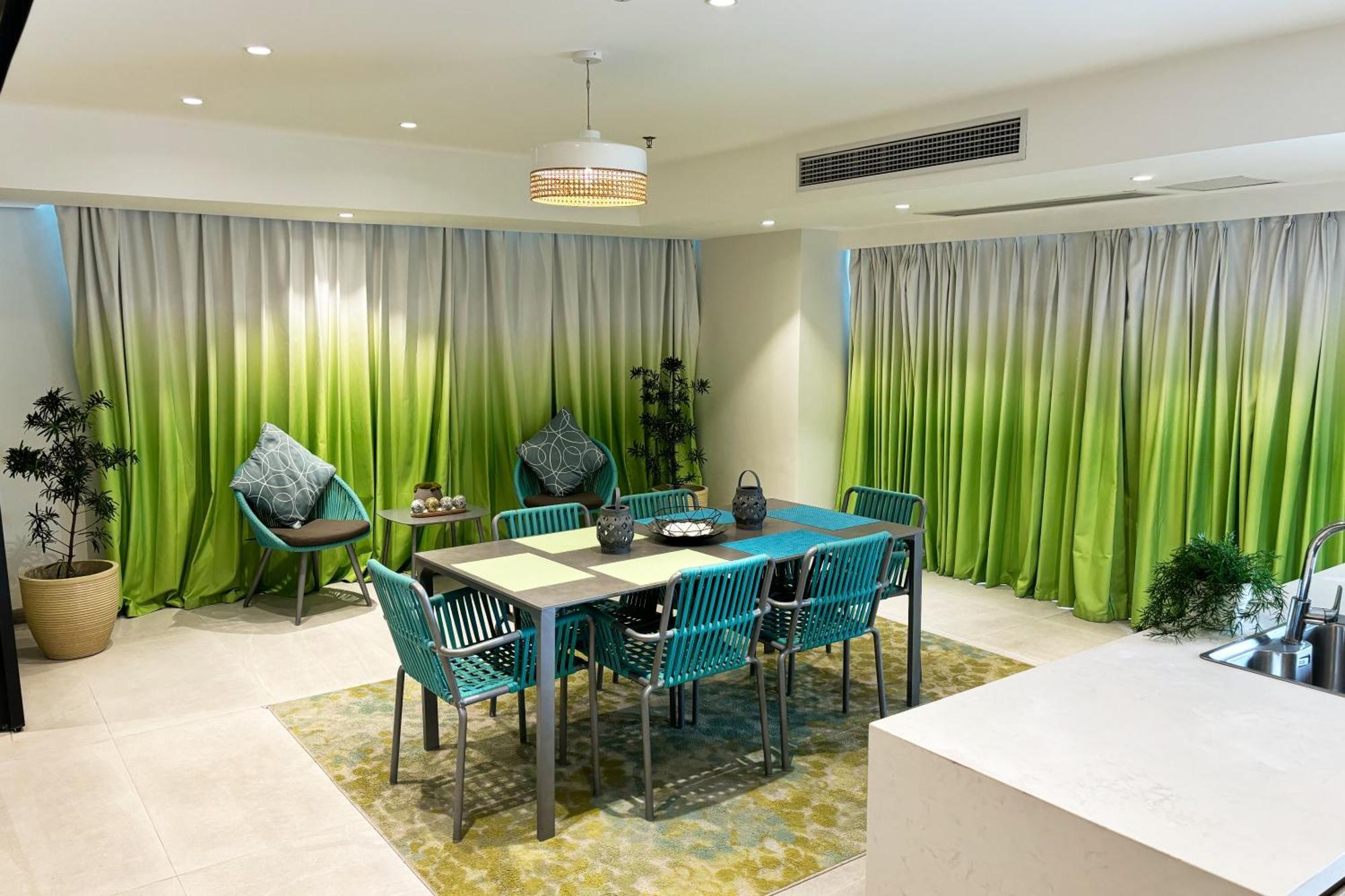 Lime Resort Manila Pasay Exteriér fotografie